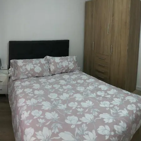Apartment Parque De La Marina Espanola