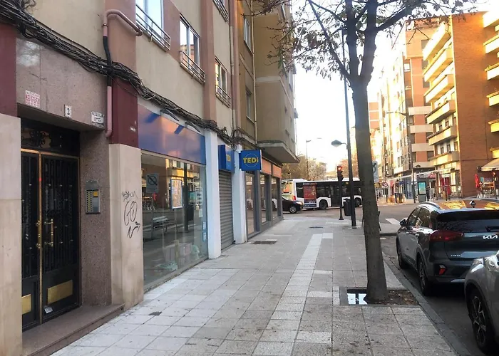 Parque De La Marina Espanola 아파트 *